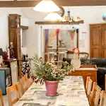D'hotes Le Bellevue Bed and Breakfast 3*